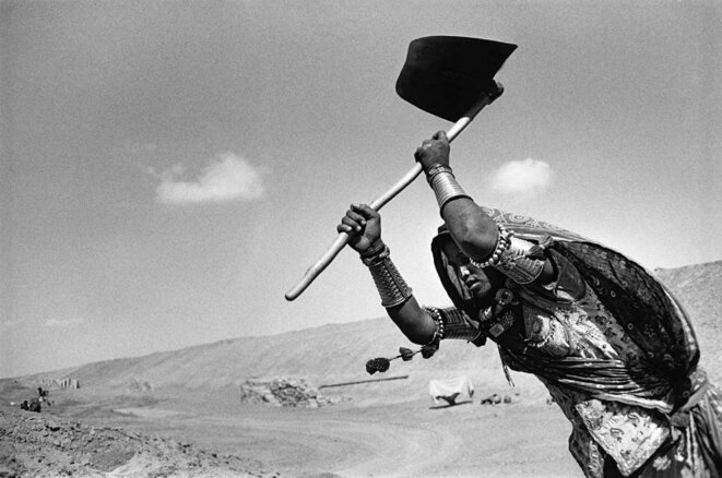 La main de l'homme © Sebastião Salgado La main de l'homme © Sebastião Salgado